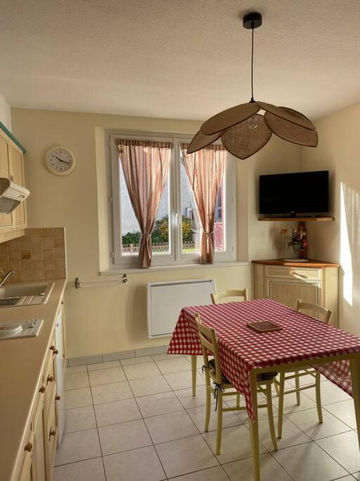 Appartement Au Centre Ville. Cauterets Eksteriør bilde